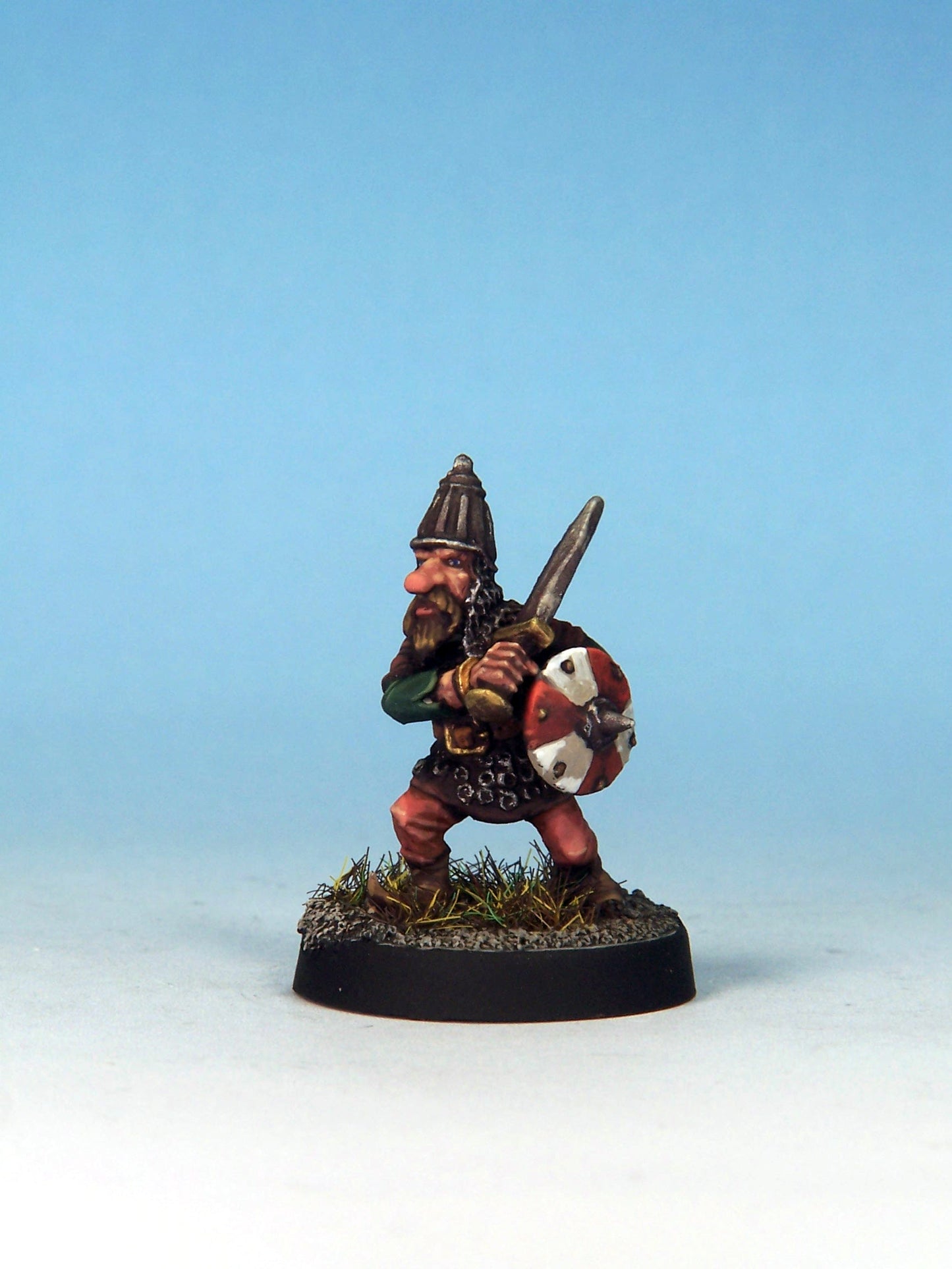 Gnome - Sword & Shield
