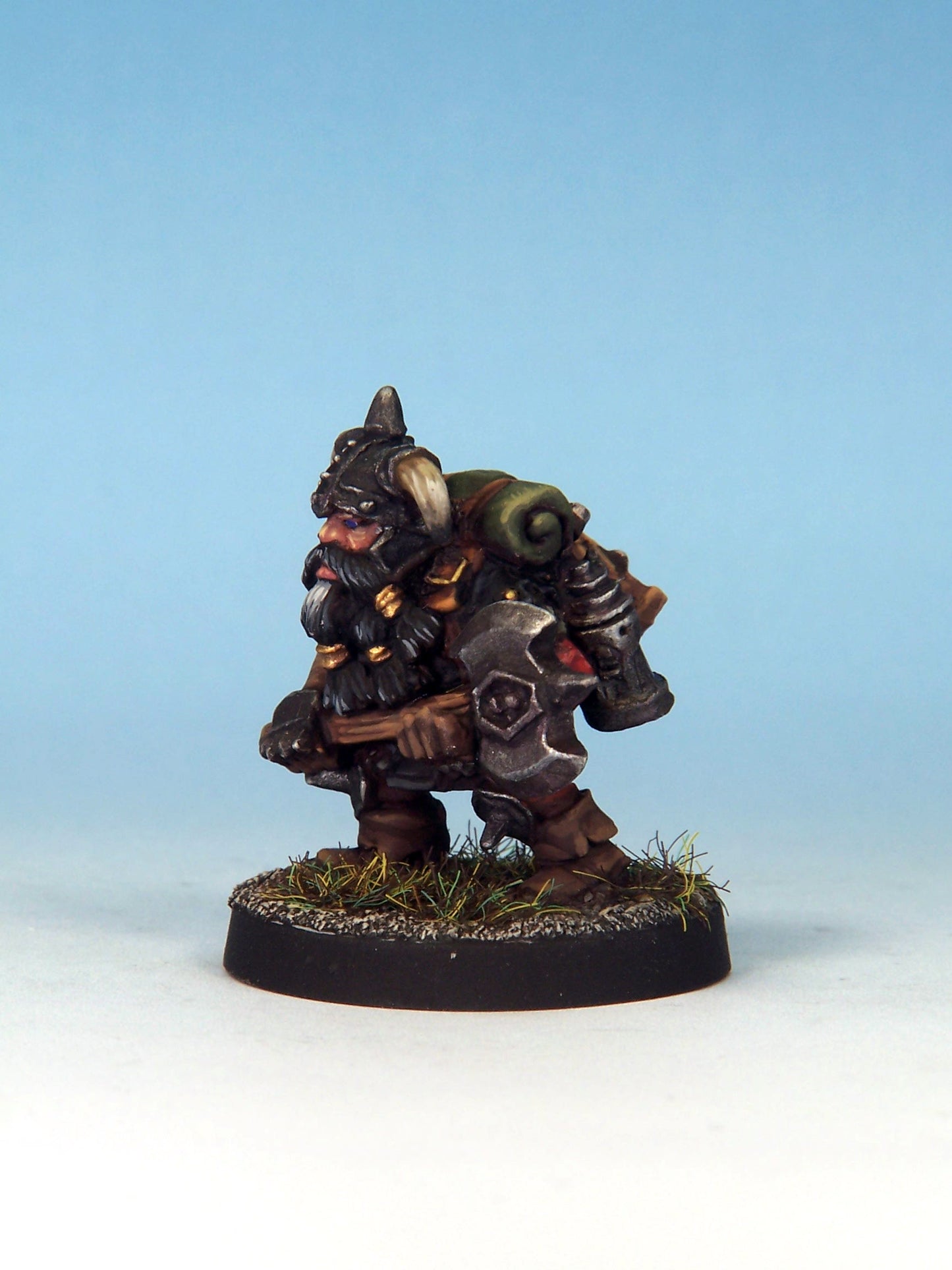Dwarf Fighter with Axe