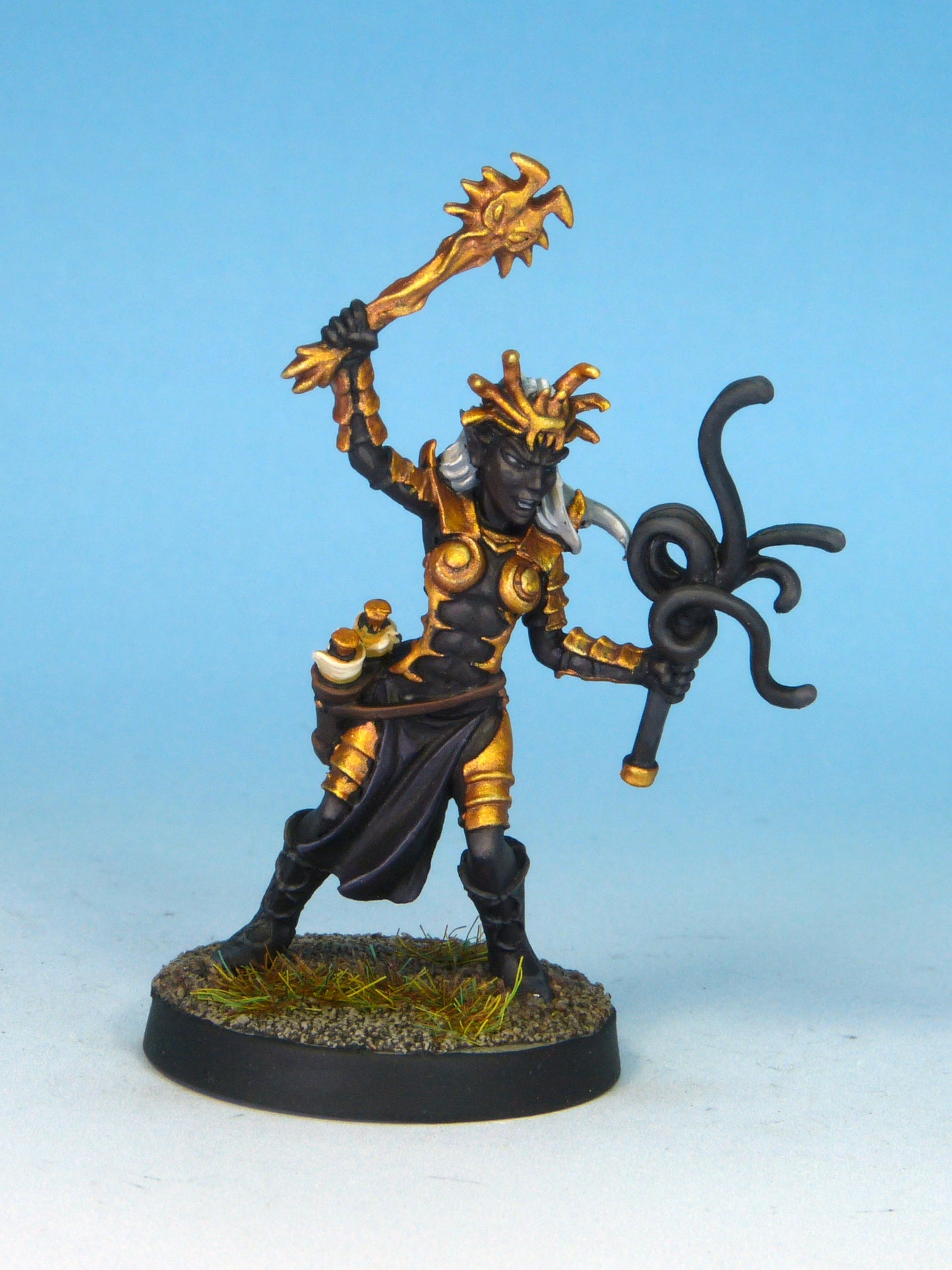 Drow Priestess 1B