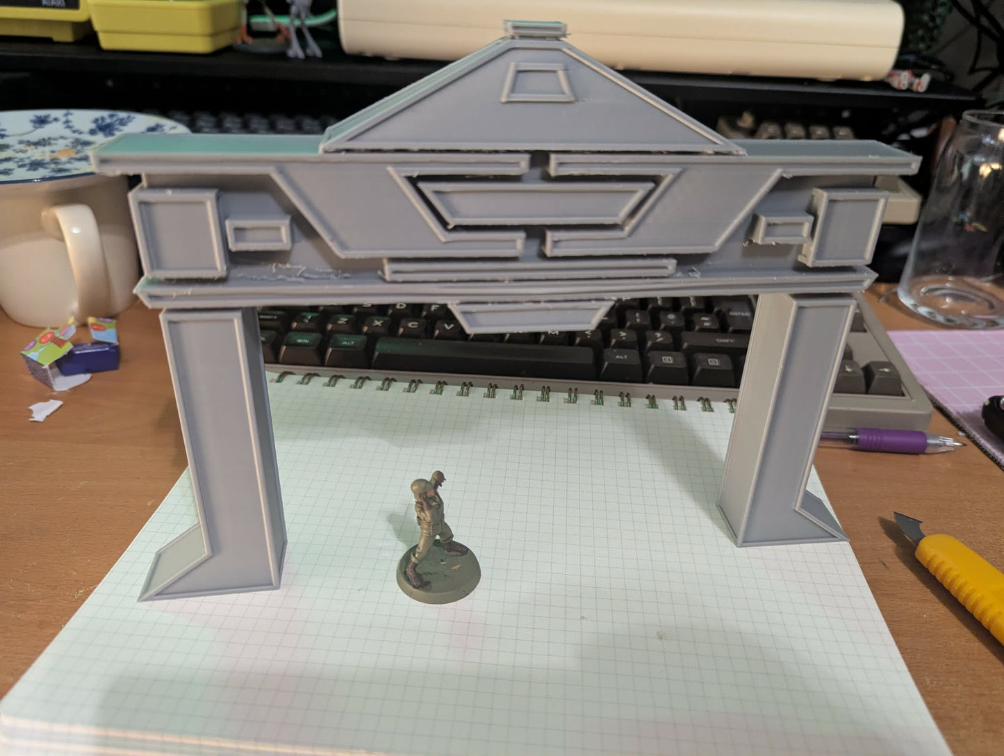 Electron Hunter - Large